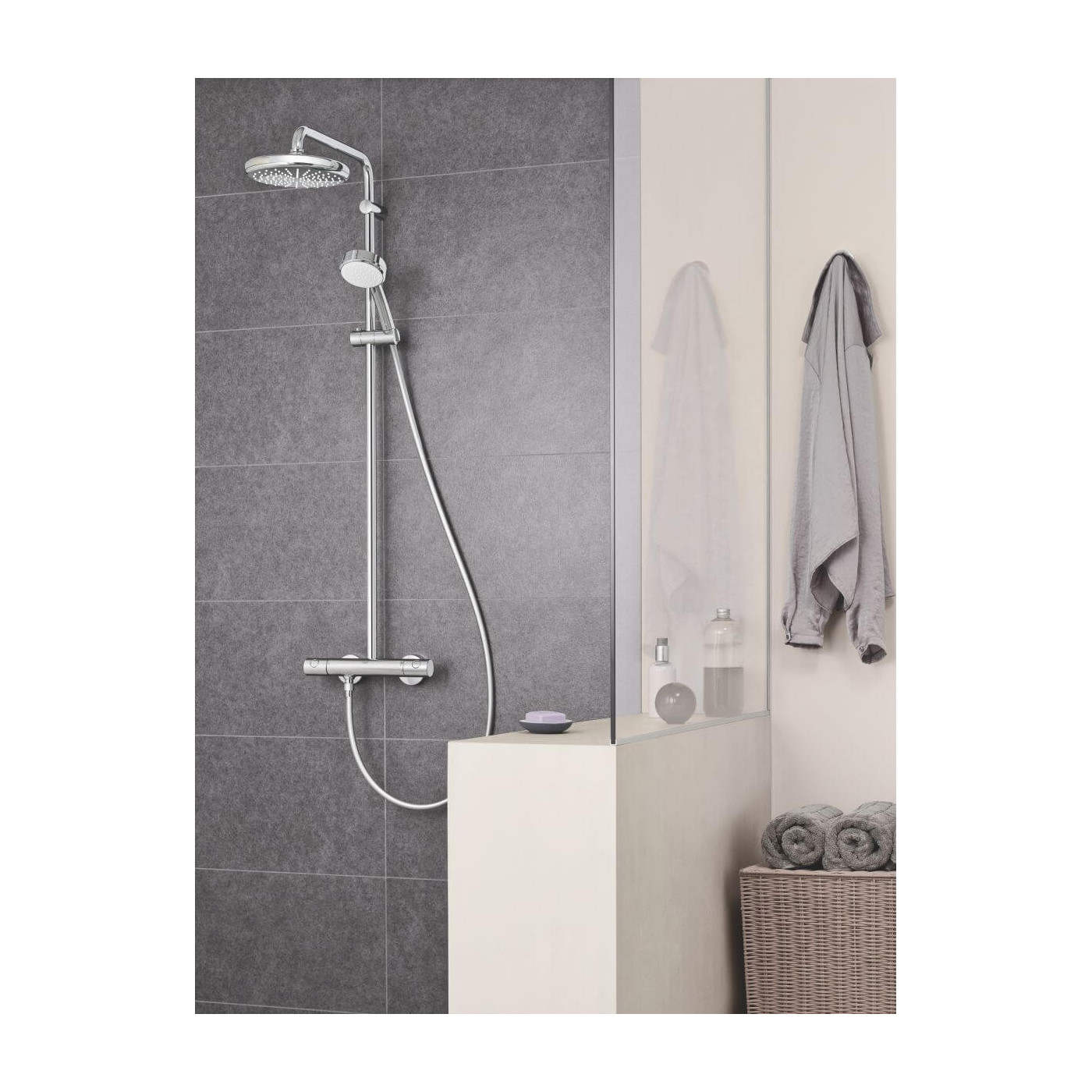 System Prysznicowy Z Termostatem Do Montażu Ściennego Tempesta Cosmopolitan 210 27922001 Grohe System Prysznicowy Z Termostatem Do Montażu Ściennego Tempesta Cosmopolitan 210 27922001 Grohe