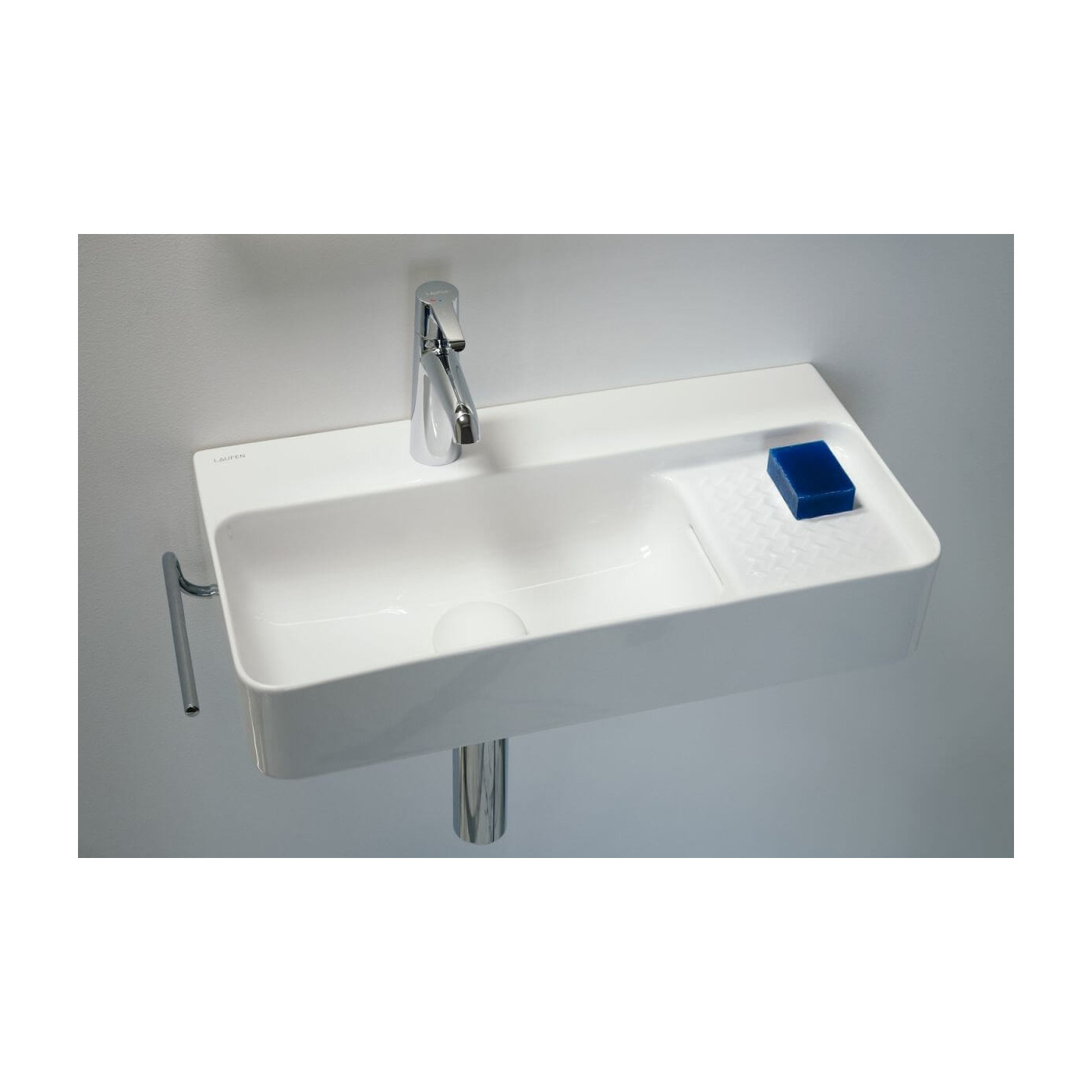 Umywalka Ścienna Val SaphirKeramik z Półką 60x16,6 H8152850001041 Laufen Umywalka Ścienna Val SaphirKeramik z Półką 60x16,6 H8152850001041 Laufen