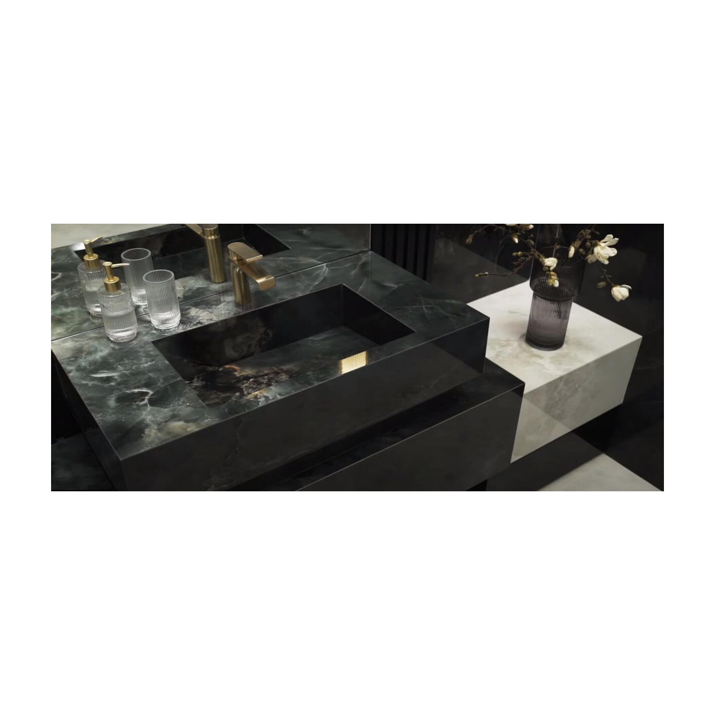 Płytka Aquamarine Black Połysk 119,8x59,8 Tubądzin Płytka Aquamarine Black Połysk 119,8x59,8 Tubądzin