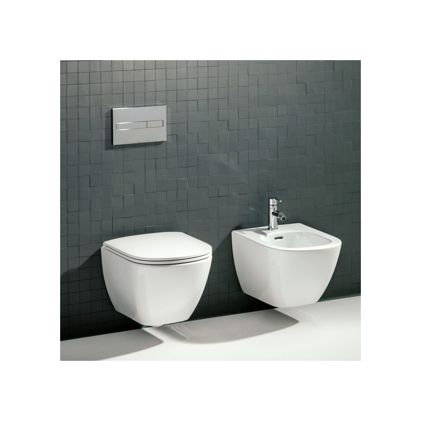 Bidet Podwieszany Advanced 520x360 mm Z Otworem Na Baterię Na Środku Z Otworem Przelewowym Lua Biały H8300810003021 Laufen Bidet Podwieszany Advanced 520x360 mm Z Otworem Na Baterię Na Środku Z Otworem Przelewowym Lua Biały H8300810003021 Laufen