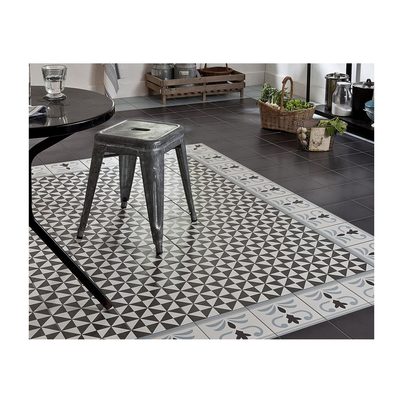 1900 Terrades Grafito 20x20 Vives 1900 Terrades Grafito 20x20 Vives