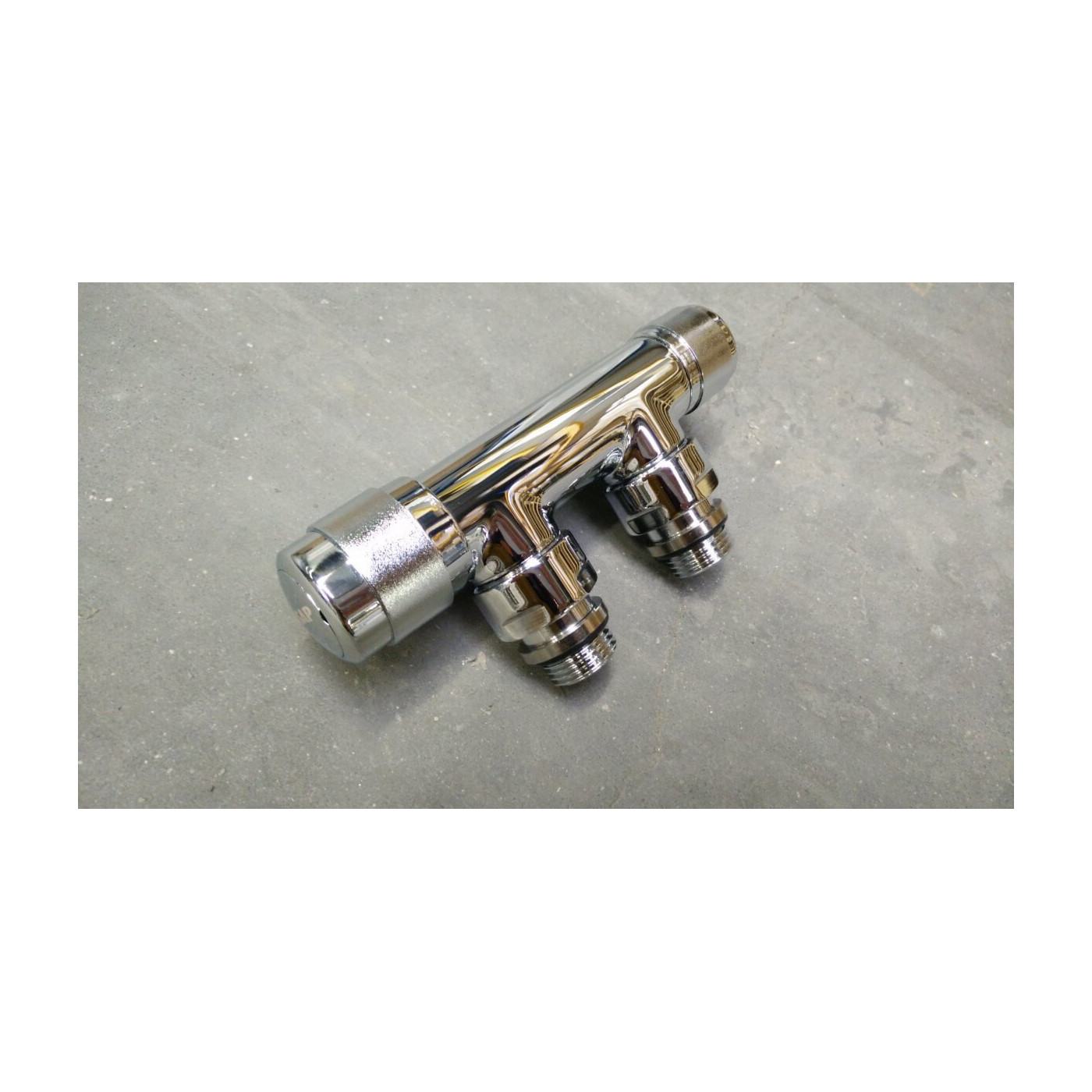 Zawór Termostatyczny Kątowy Chromowany Dekoracyjny 50mm VALKRO50SQUCU50 Irsap Zawór Termostatyczny Kątowy Chromowany Dekoracyjny 50mm VALKRO50SQUCU50 Irsap
