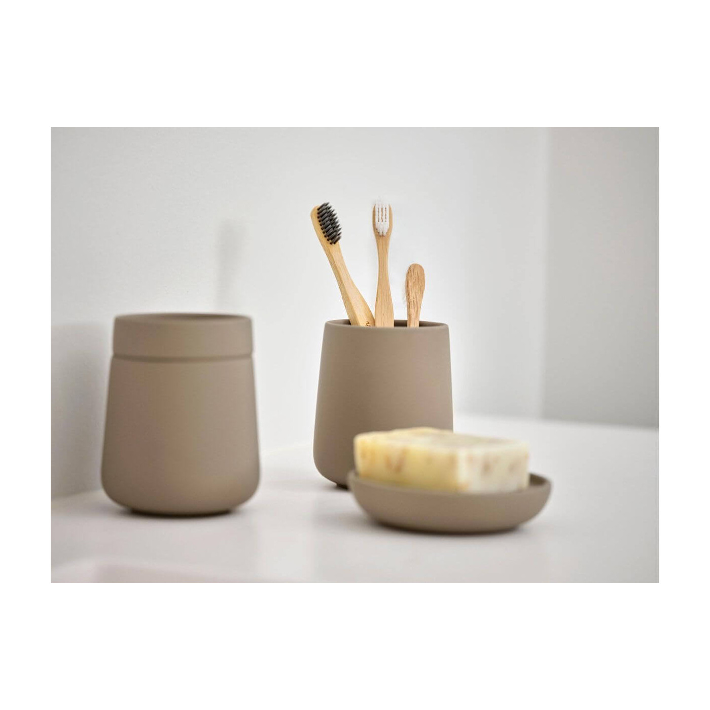 Kubek Na Szczoteczki Nova One Taupe 28087 Zone Denmark Kubek Na Szczoteczki Nova One Taupe 28087 Zone Denmark