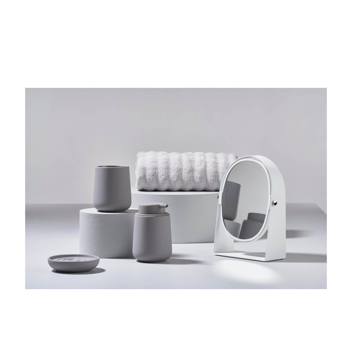 Mydelniczka Nova One Grey 331221 Zone Denmark Mydelniczka Nova One Grey 331221 Zone Denmark