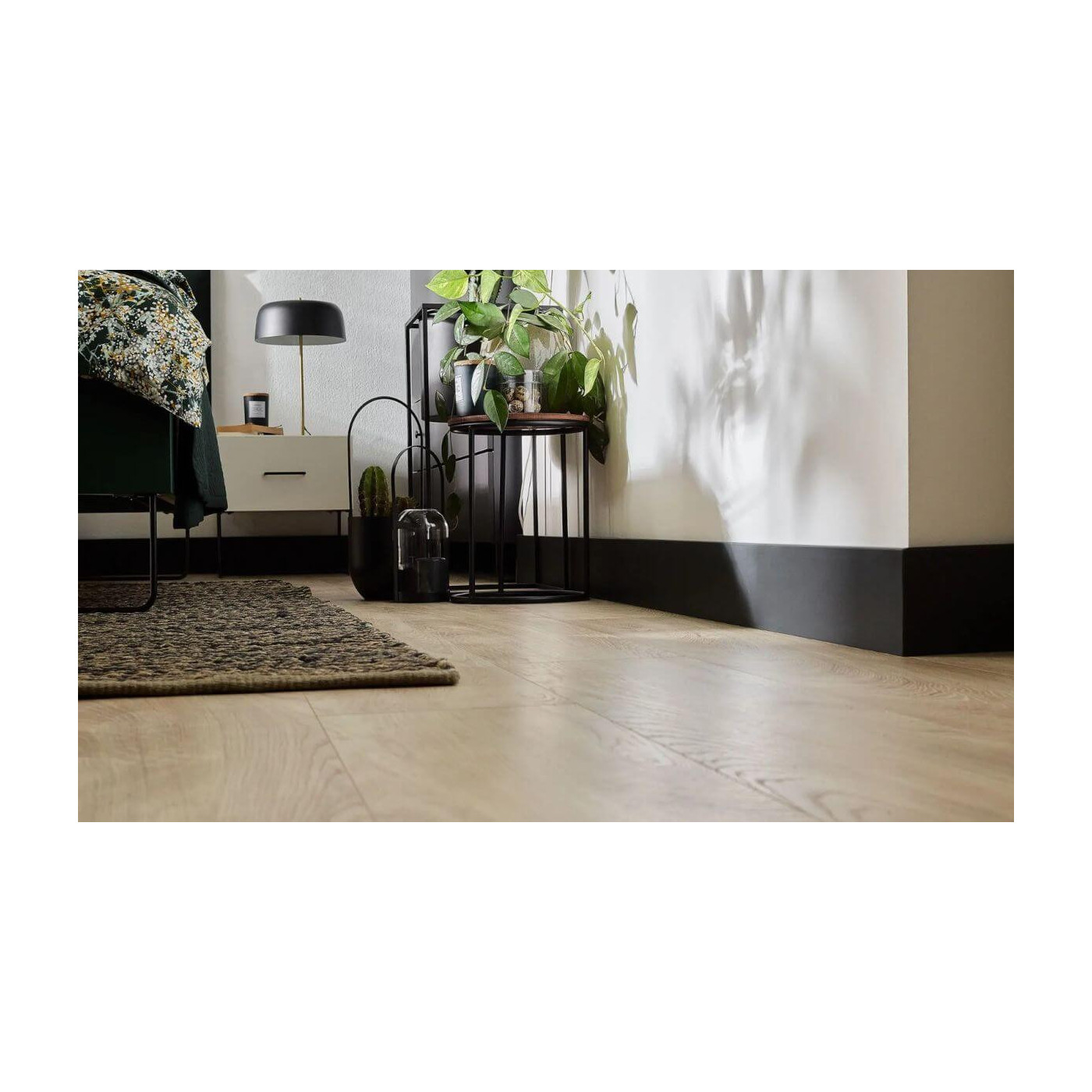 Listwa Przypodłogowa PCV Espumo ESP206 Czarny 80x16x2400 mm Vox Listwa Przypodłogowa PCV Espumo ESP206 Czarny 80x16x2400 mm Vox