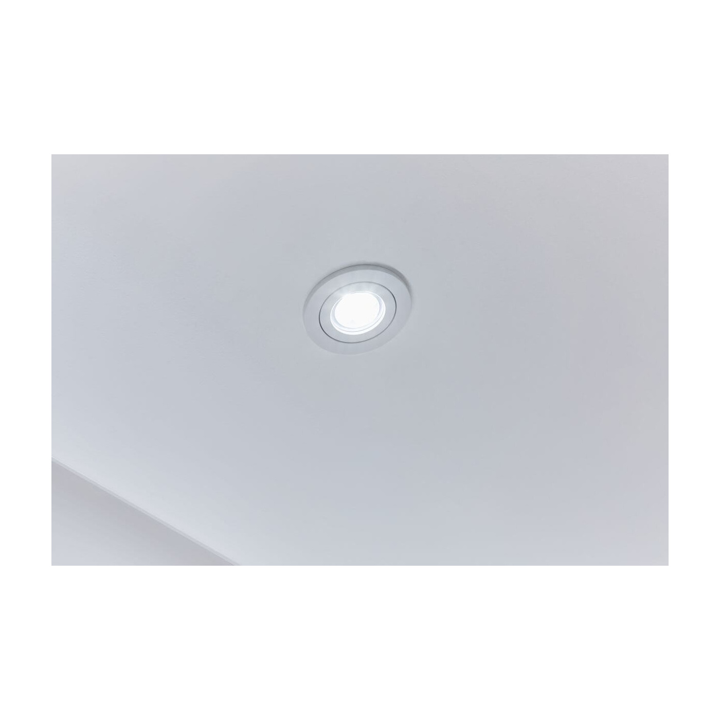 Lampa Sufitowa Ruchoma Gapis Move R White IP65 107701 Aio Lampa Sufitowa Ruchoma Gapis Move R White IP65 107701 Aio