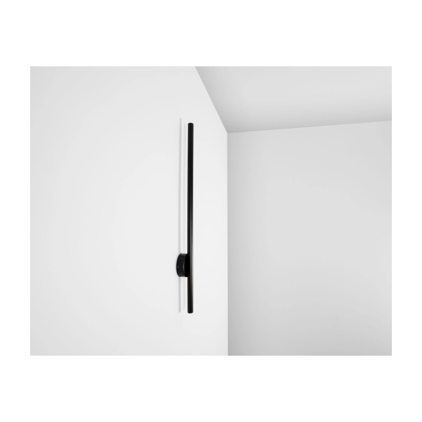 Kinkiet Lumio Wall XL Black 3000K 129122 Aio Kinkiet Lumio Wall XL Black 3000K 129122 Aio
