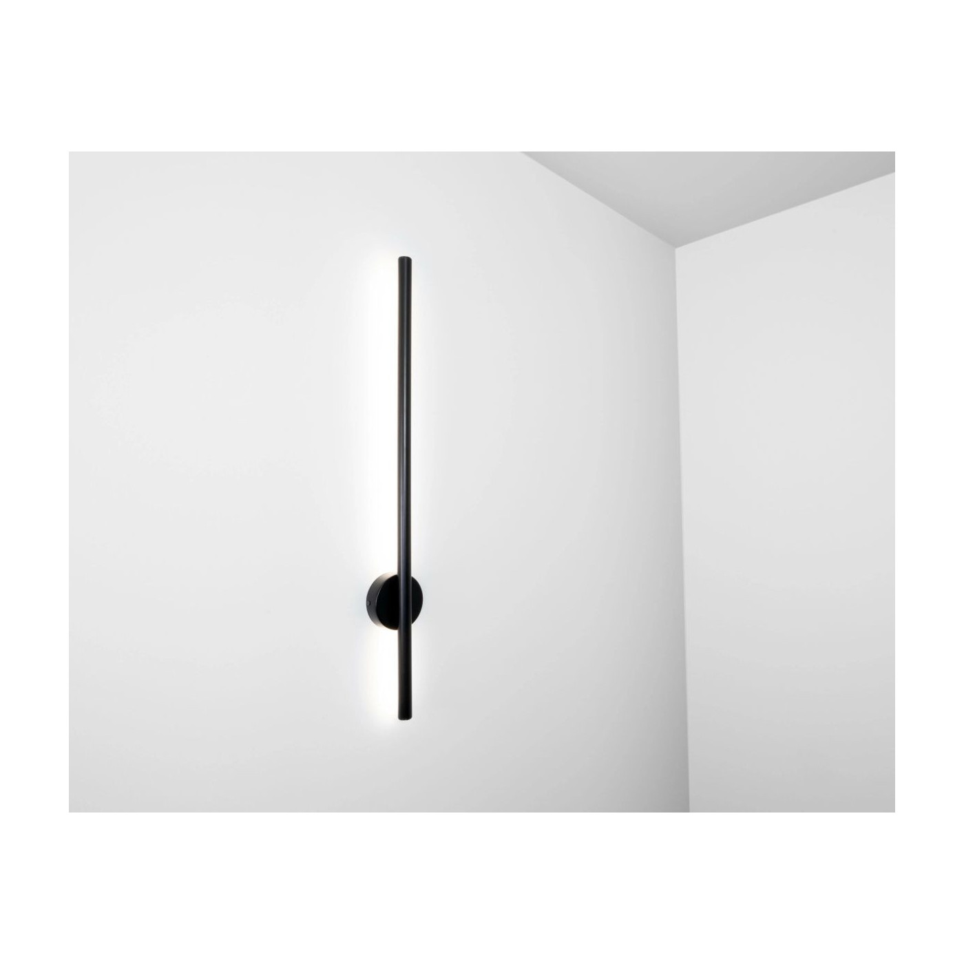 Kinkiet Lumio Wall XL Black 3000K 129122 Aio Kinkiet Lumio Wall XL Black 3000K 129122 Aio