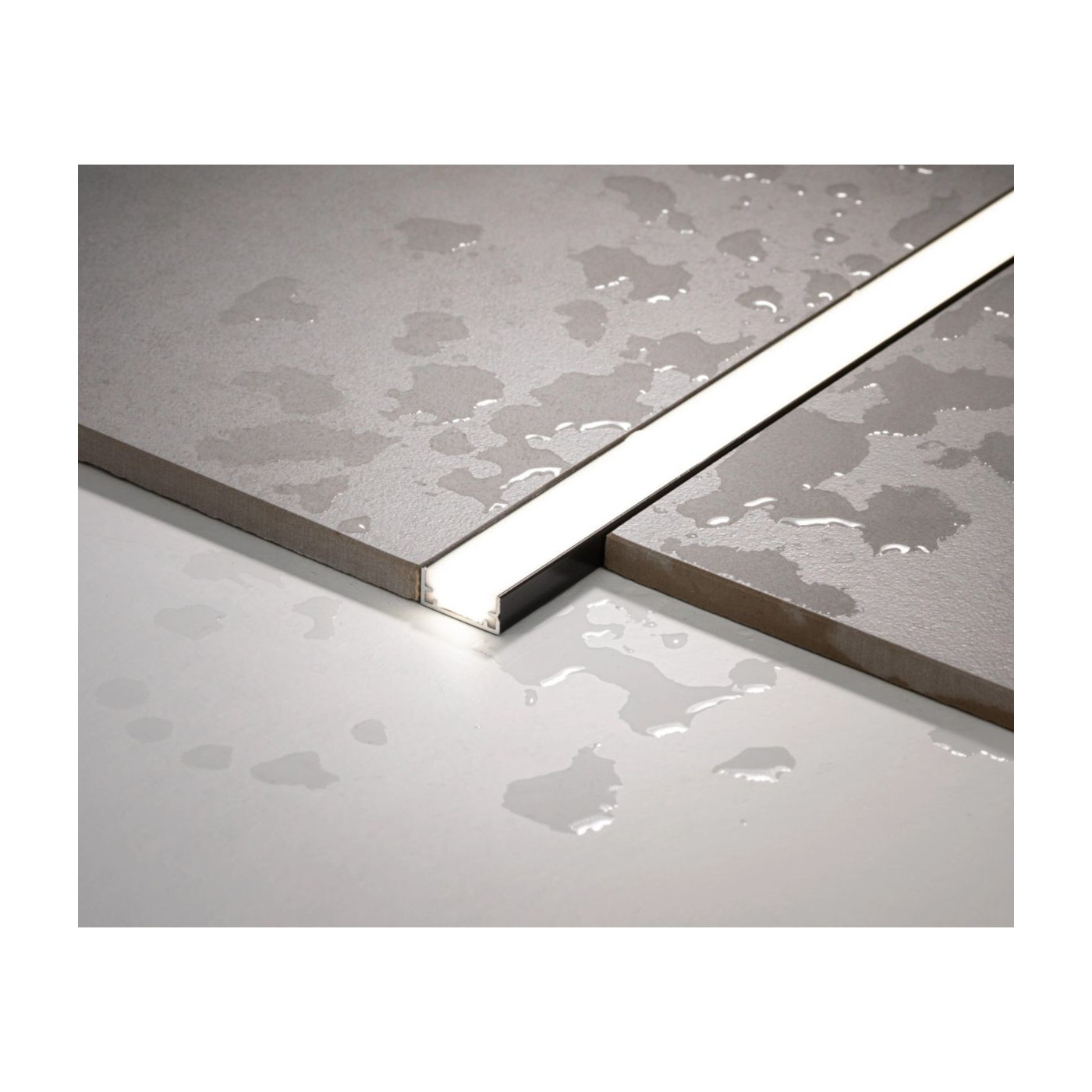 Oprawa LED Łazienkowa AQU Czarna IP68 200 cm 4500K Kingled Oprawa LED Łazienkowa AQU Czarna IP68 200 cm 4500K Kingled