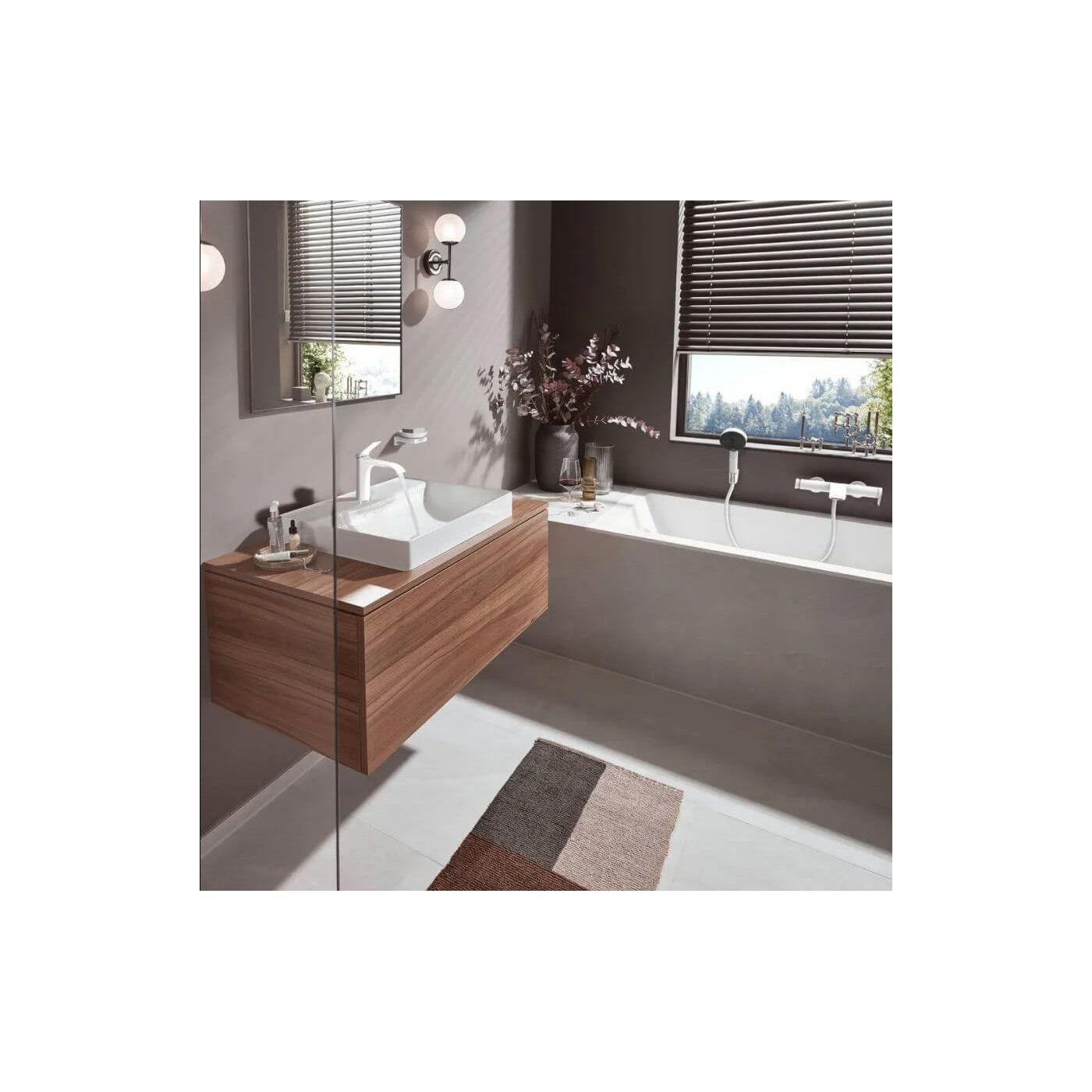 Jednouchwytowa Bateria Wannowa Natynkowa Vivenis Biały Mat 75420700 Hansgrohe Jednouchwytowa Bateria Wannowa Natynkowa Vivenis Biały Mat 75420700 Hansgrohe